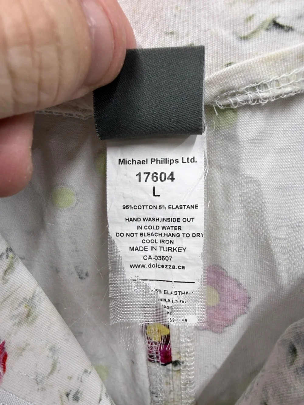 Sleeveless White Floral Zip-Front Dress with Multicolor Print - Picture 4 of 5